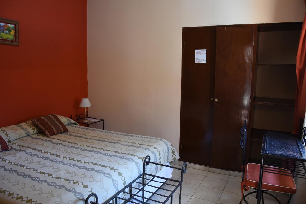 Hotel San Francisco Сальта Экстерьер фото