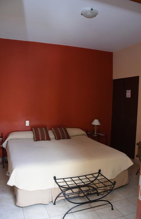 Hotel San Francisco Сальта Экстерьер фото