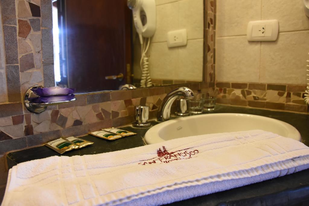 Hotel San Francisco Сальта Экстерьер фото
